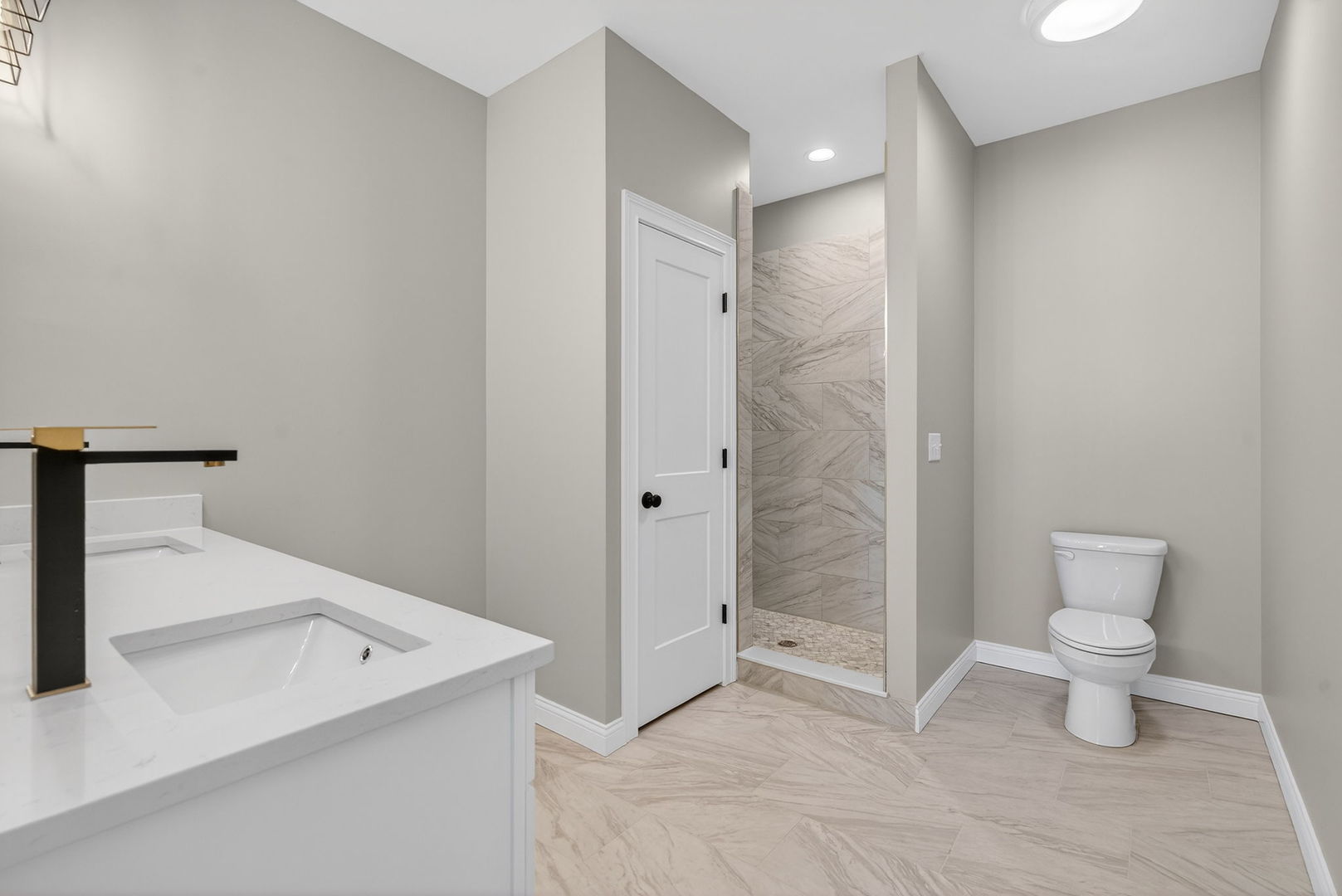 1165 Farmstone Drive Diamond, IL 60416 - Photo 14 of 35 a bathroom with a sink toilet and shower