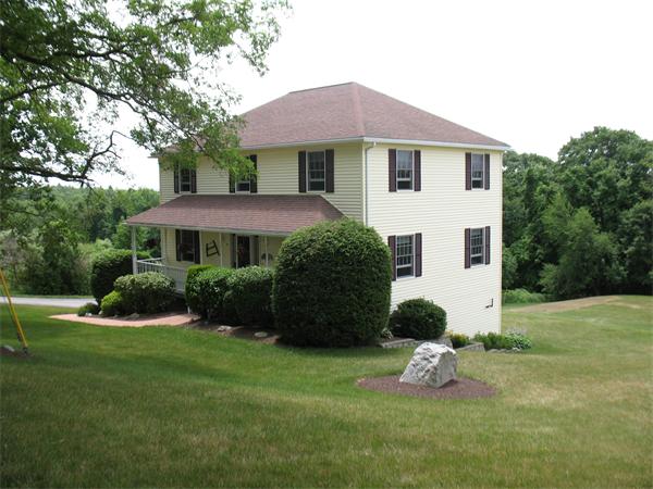 21 Piasta Road Dudley, MA 01571 - Photo 3 of 28