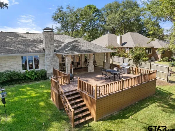 $699,000 | 22780 Diamond Bay Drive, Frankston, TX 75763