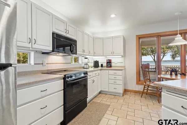 $699,000 | 22780 Diamond Bay Drive, Frankston, TX 75763