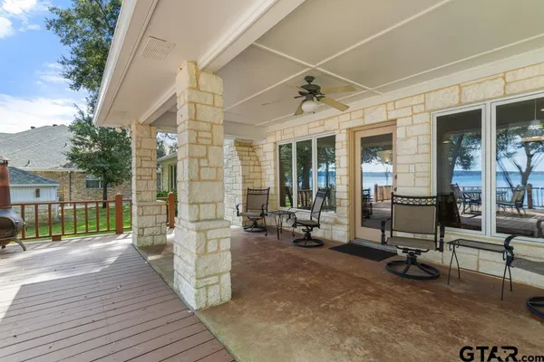 $699,000 | 22780 Diamond Bay Drive, Frankston, TX 75763