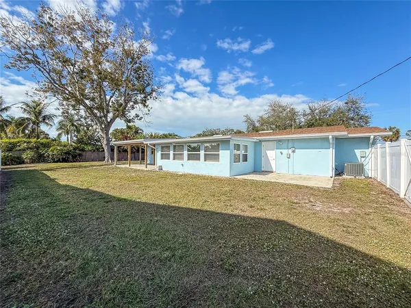 $650,000 | 2401 10th Street West, Palmetto, FL 34221