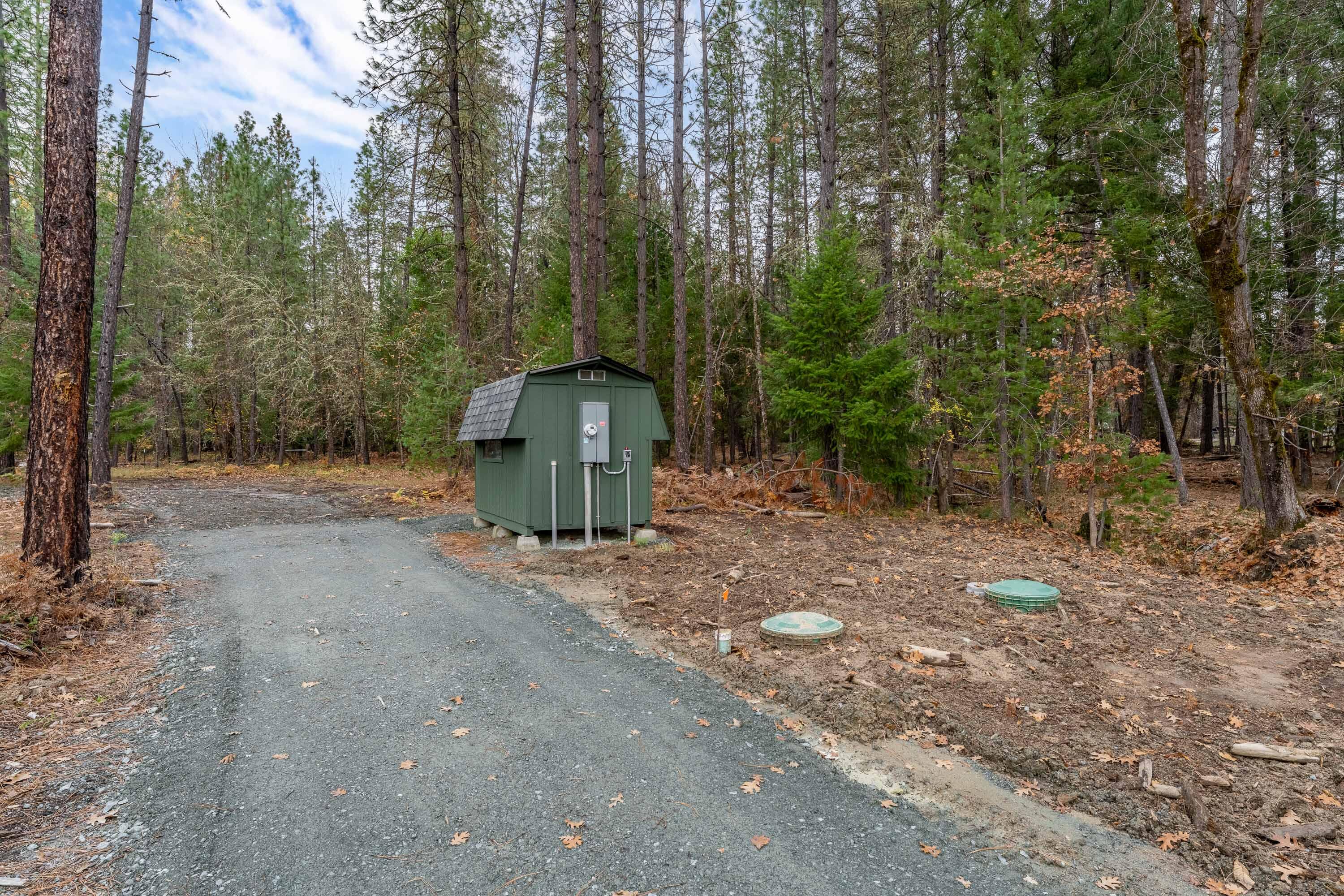 1740 Pleasant Creek Road Rogue River, OR 97537 - Photo 14 of 20 EXT (6 of 12)