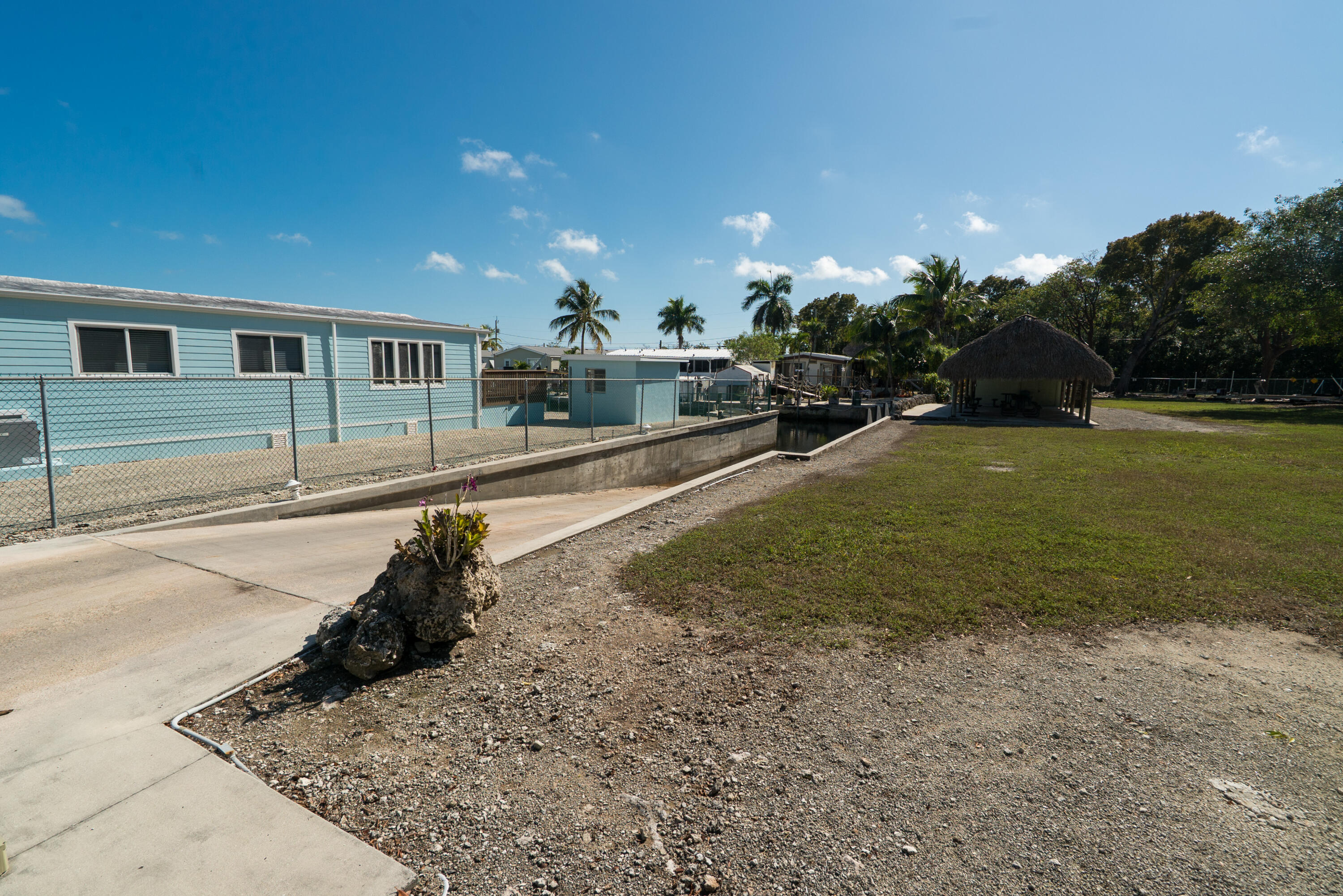 271 Ryan Avenue Key Largo, FL 33037 - Photo 17 of 22 Ocean Acess