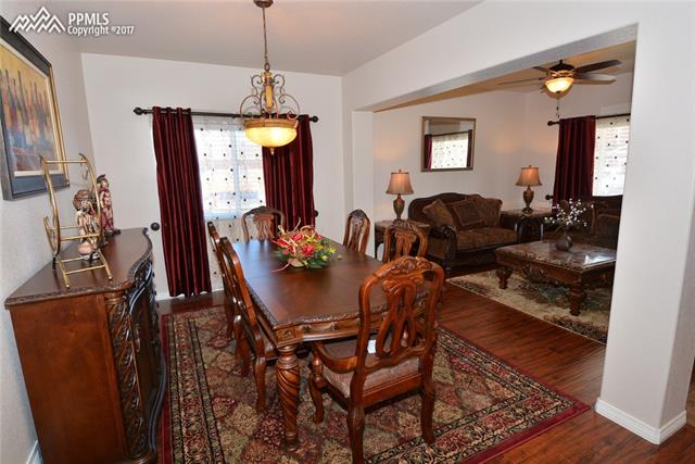 2295 Reed Grass Way Colorado Springs, CO 80915 - Photo 10 of 36 Gallery Image 10