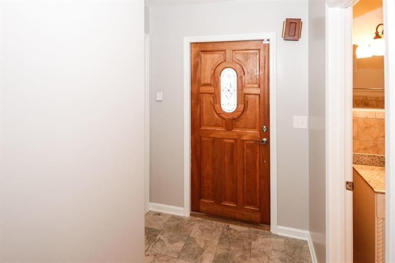 5075 Winters Chapel Road Atlanta, GA 30360 - Photo 3 of 53