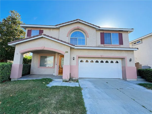 $3,600 | 5793 Oakdale Lane, Fontana, CA 92336