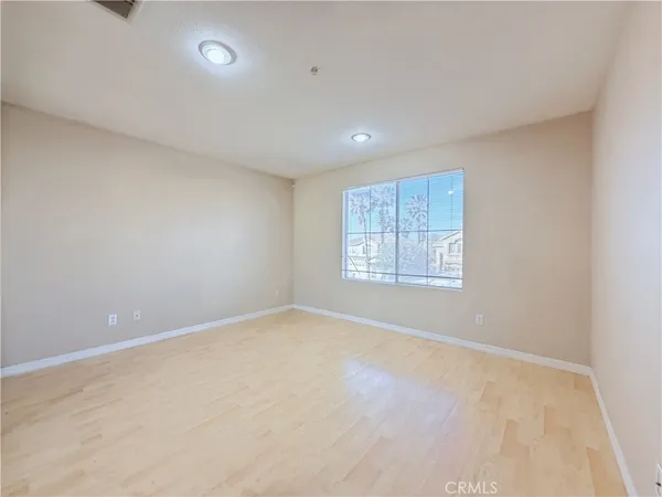 $3,600 | 5793 Oakdale Lane, Fontana, CA 92336