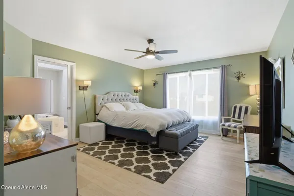 $785,000 | 611 Ponder Point Drive, Sandpoint, ID 83864