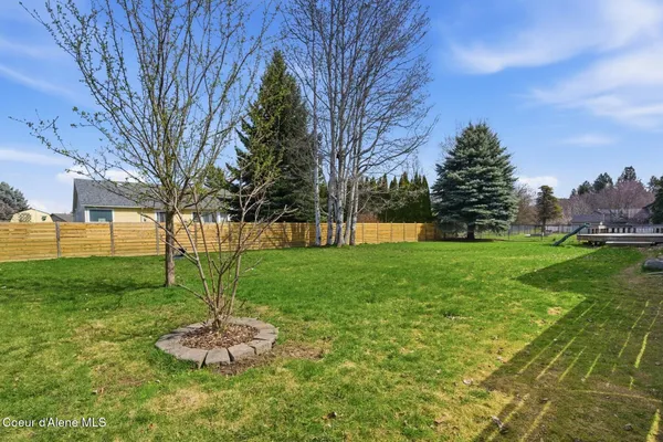$785,000 | 611 Ponder Point Drive, Sandpoint, ID 83864