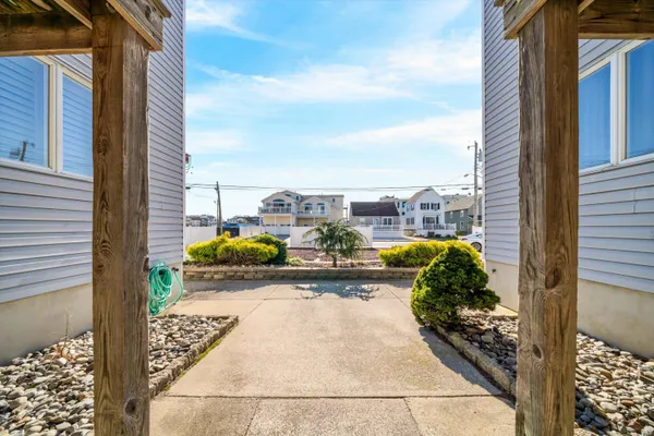 $715,000 | 127 40th Street, Unit 1F, Sea Isle City, NJ 08243