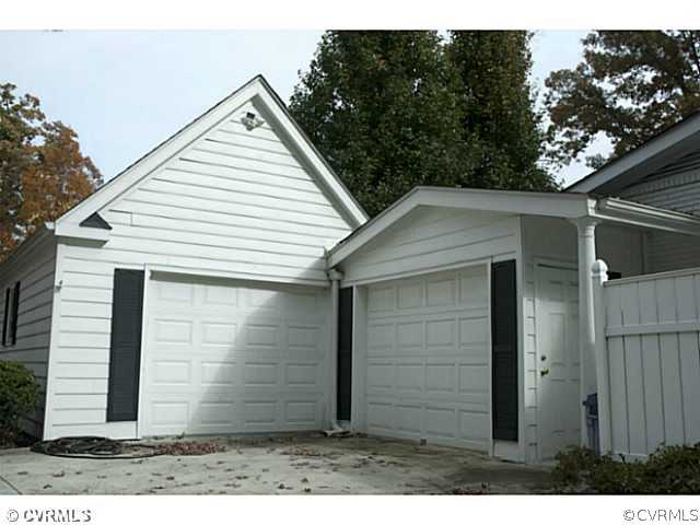 2350 Winterfield Road Midlothian, VA 23113 - Photo 7 of 13 a view of a garage
