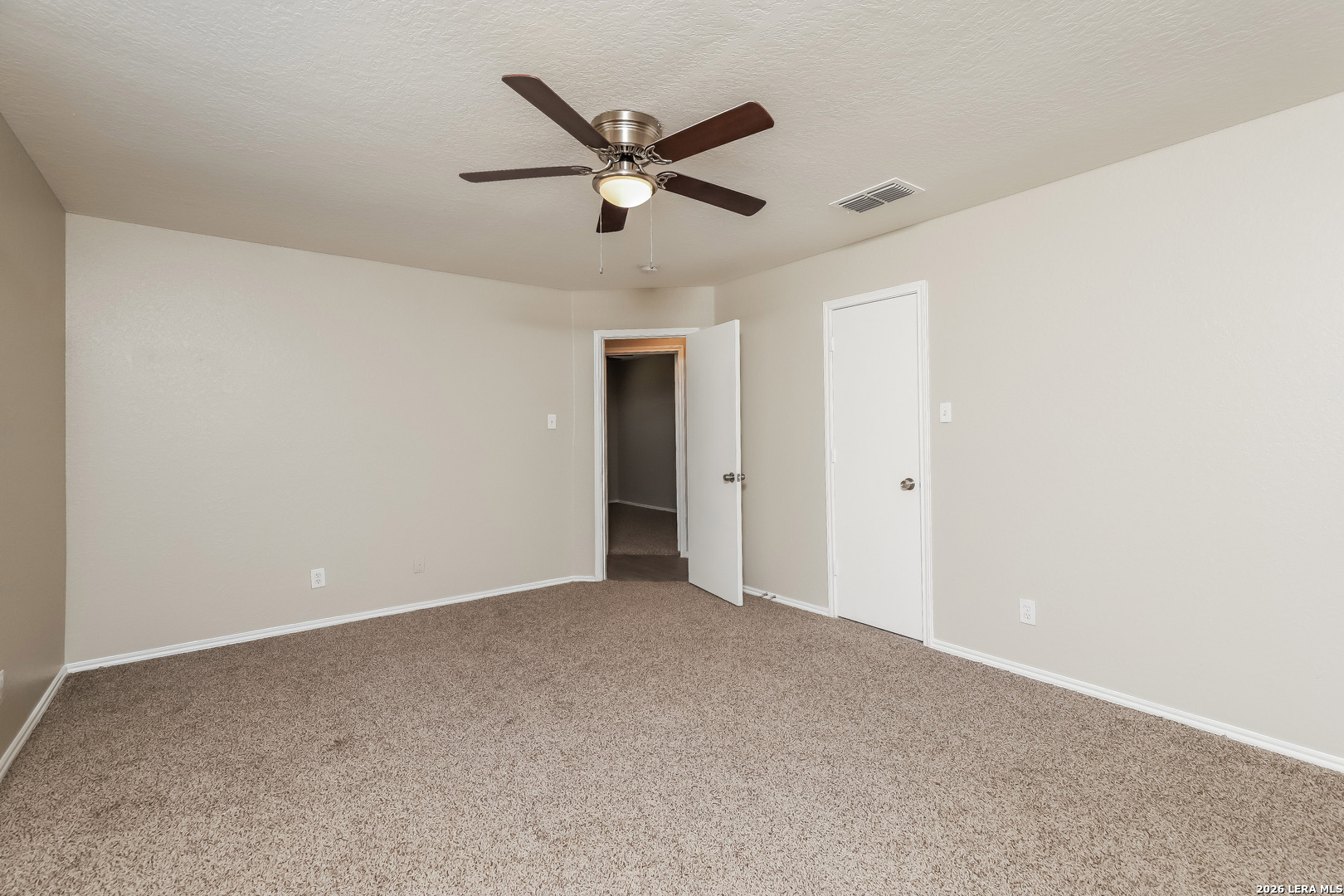 6702 Highland Grass Converse, TX 78109 - Photo 5 of 15