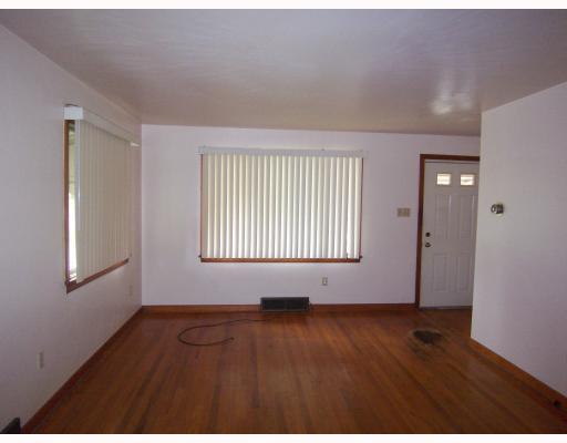 222 Donnell Road Lower Burrell, PA 15068 - Photo 6 of 11 Living Room.