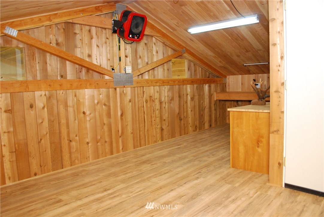 625 Studebaker Road Castle Rock, WA 98611 - Photo 4 of 24 Gallery Image 4