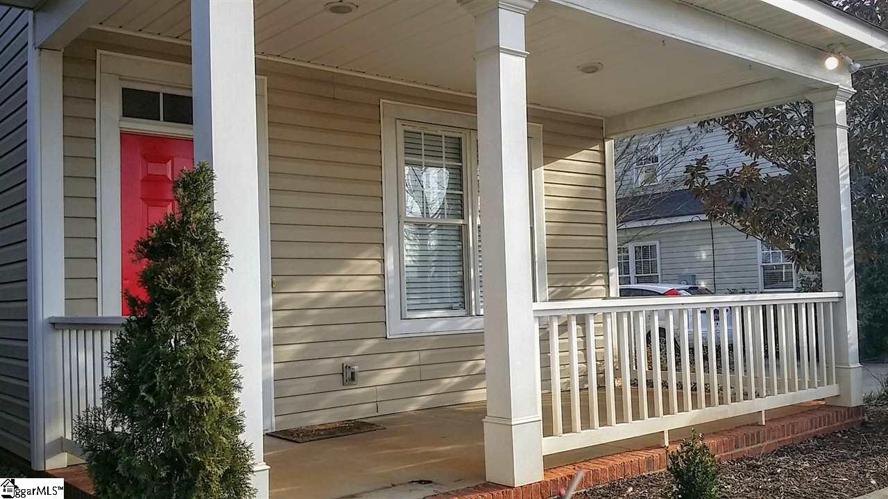 703 Anderson Road Greenville, SC 29601 - Photo 3 of 33 Gallery Image 3