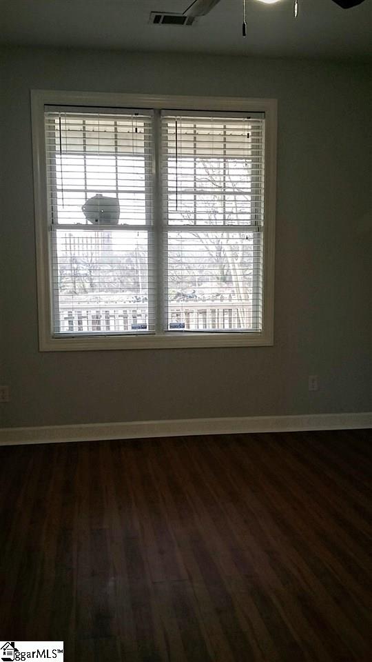 703 Anderson Road Greenville, SC 29601 - Photo 8 of 33 Gallery Image 8