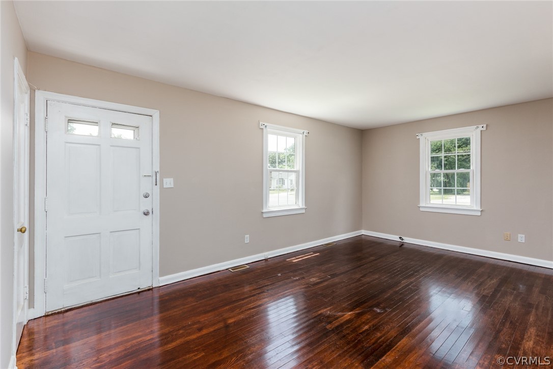 716 Madison Road Williamsburg, VA 23185 - Photo 5 of 28 Gallery Image 5