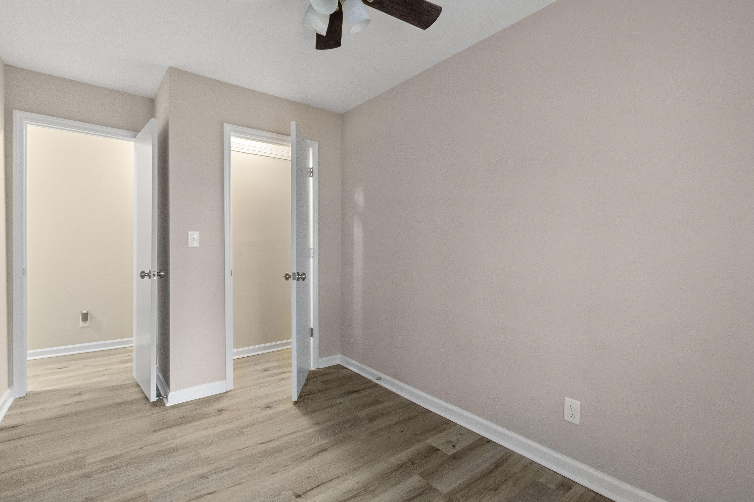 402 Chippendale Lane Bonneau, SC 29431 - Photo 27 of 62 402ChippendaleLn-CasaVerdeMediaLLC22