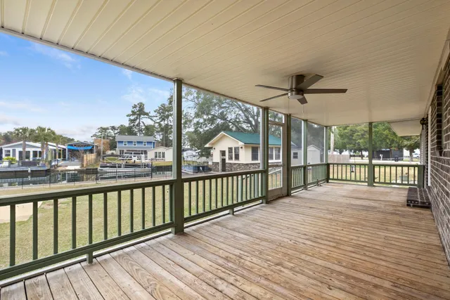 $484,900 | 402 Chippendale Lane, Bonneau, SC 29431
