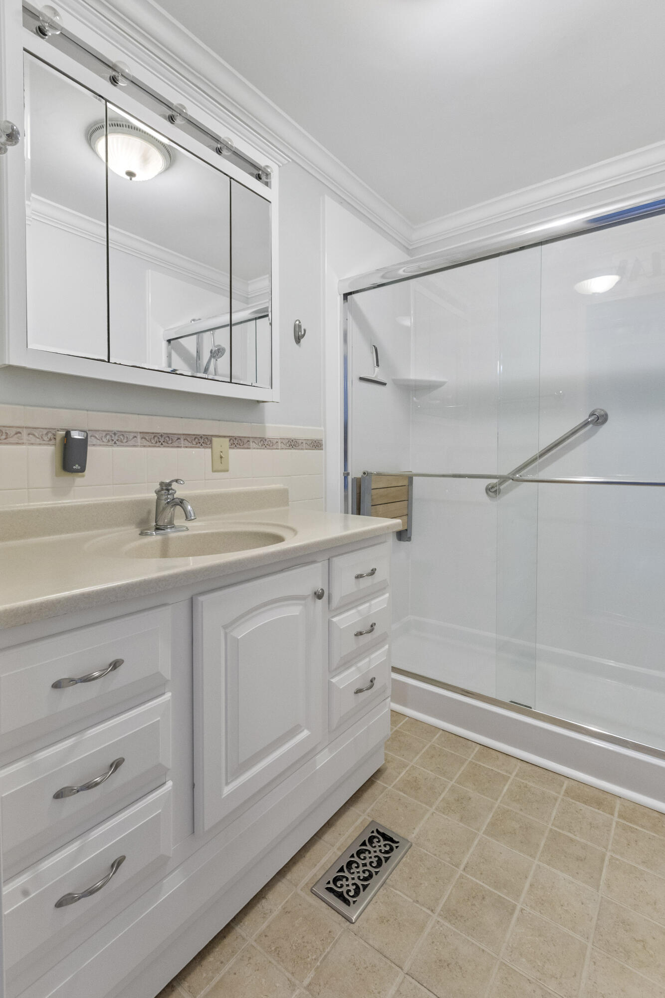 402 Chippendale Lane Bonneau, SC 29431 - Photo 38 of 62 402ChippendaleLn-CasaVerdeMediaLLC32