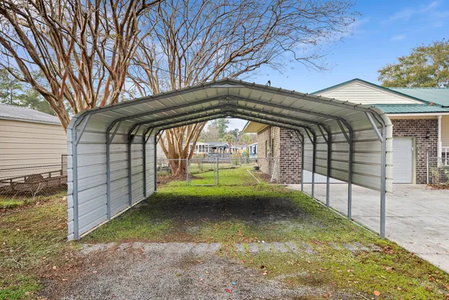 $469,900 | 402 Chippendale Lane, Bonneau, SC 29431