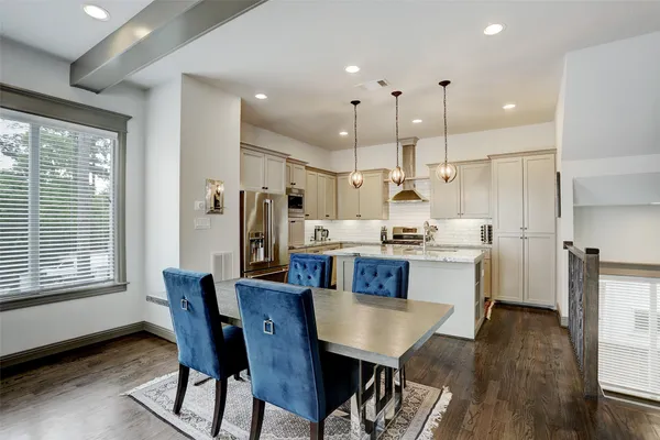 $2,700 | 10905 Upland Retreat Drive, Houston, TX 77043