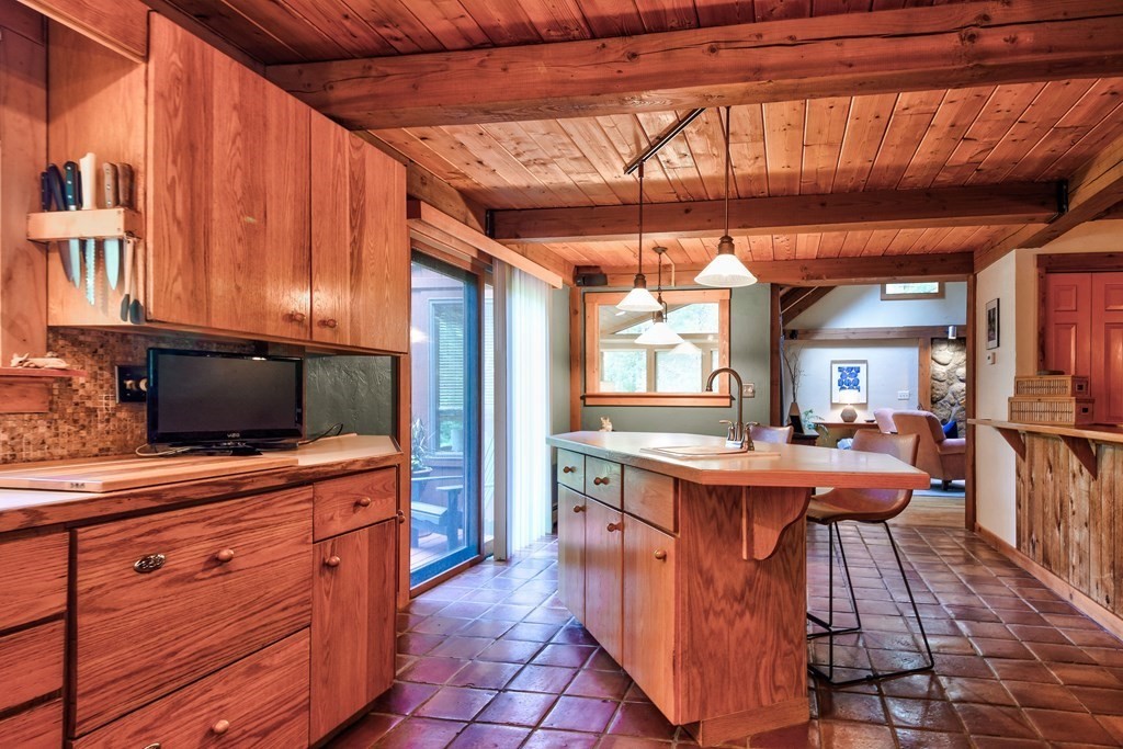 289 Dutton Road Sudbury, MA 01776 - Photo 12 of 32