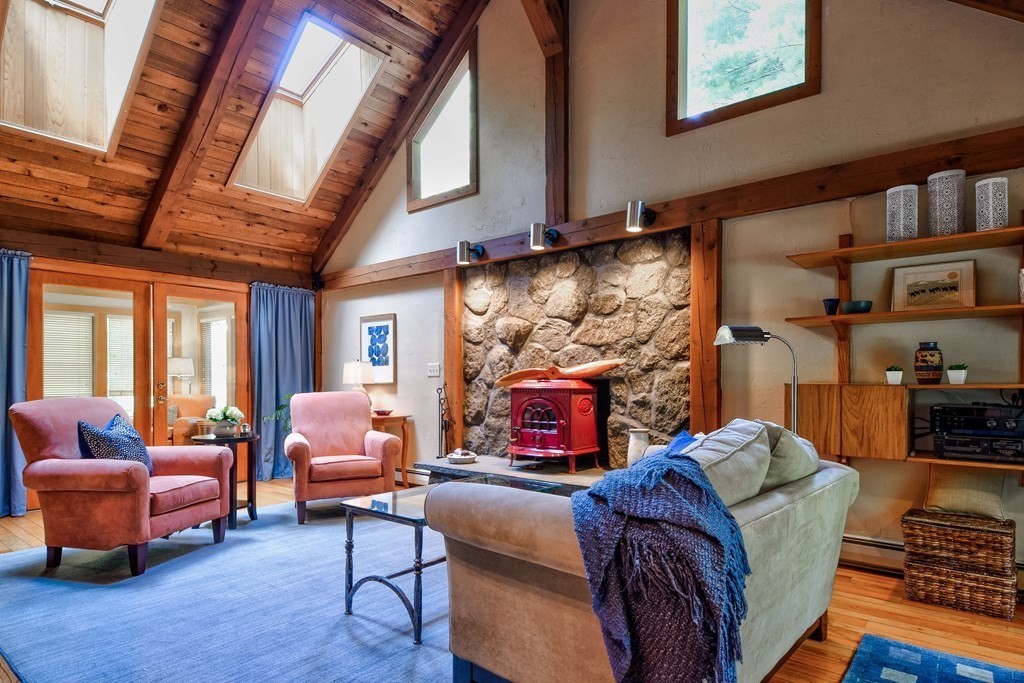 289 Dutton Road Sudbury, MA 01776 - Photo 6 of 32