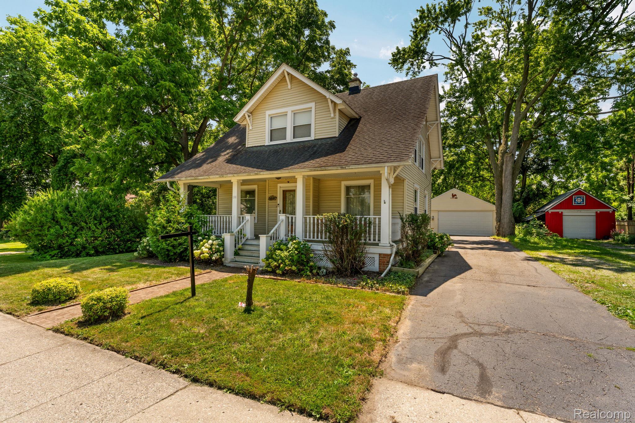 138 East Square Lake Road Troy, MI 48085 - Photo 5 of 55 50-web-or-mls-DSC01227.jpg