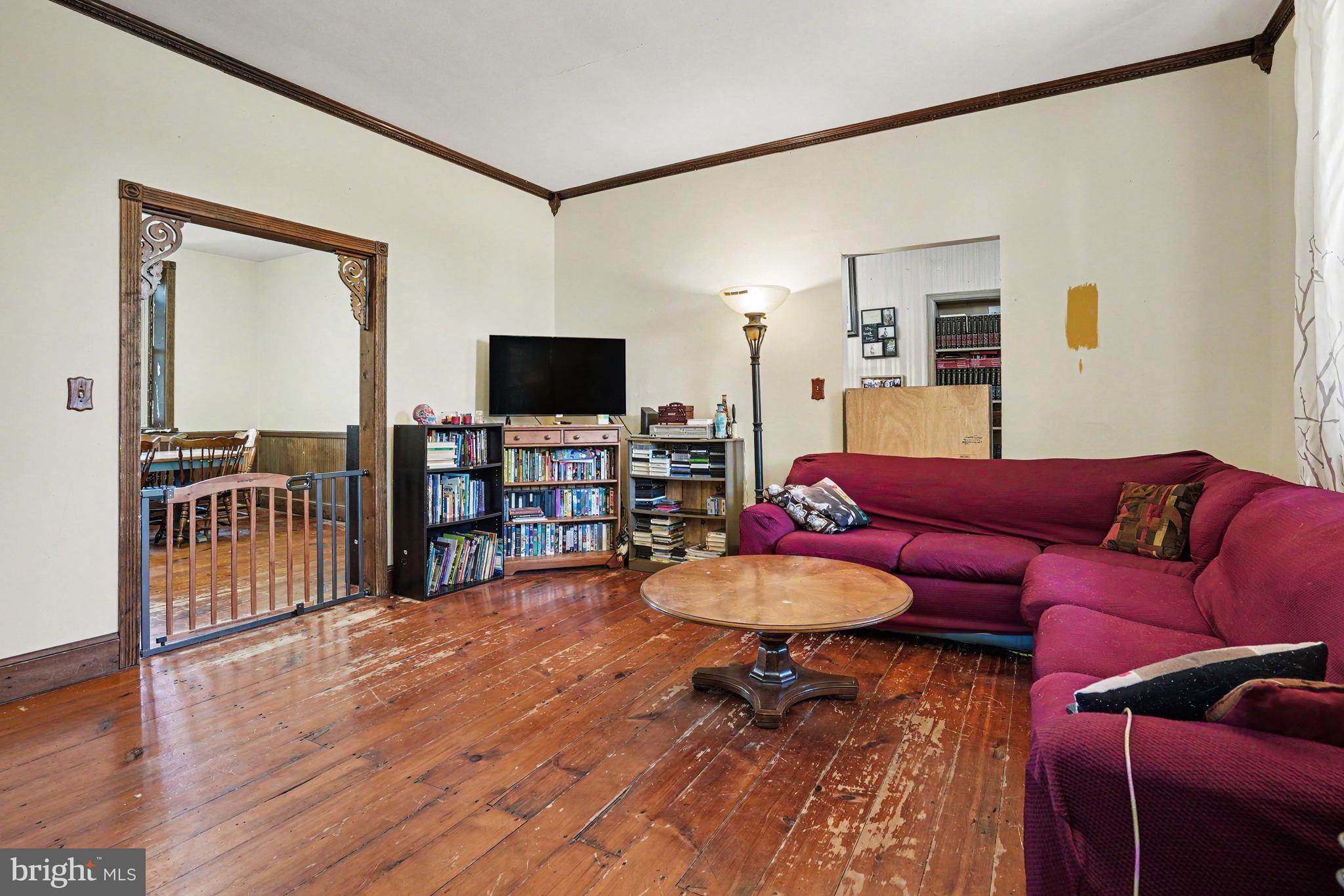 2143 Newville Road Carlisle, PA 17015 - Photo 10 of 34