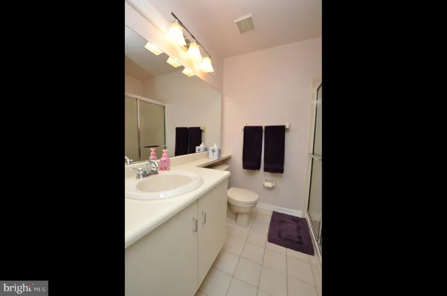 $285,000 | 4204B Adelaide Drive, Mount Laurel, NJ 08054