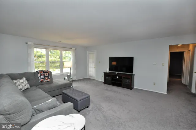 $285,000 | 4204B Adelaide Drive, Mount Laurel, NJ 08054