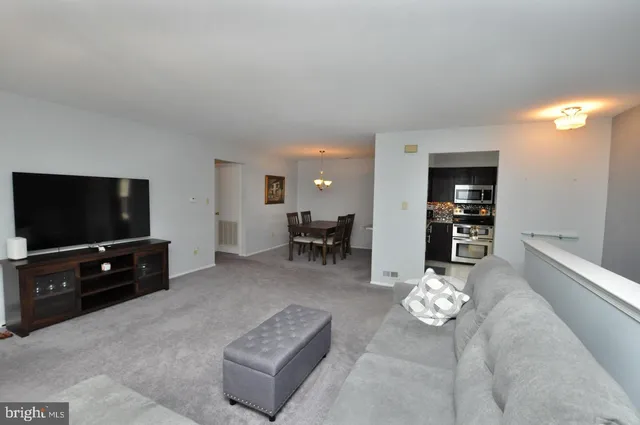 $285,000 | 4204B Adelaide Drive, Mount Laurel, NJ 08054