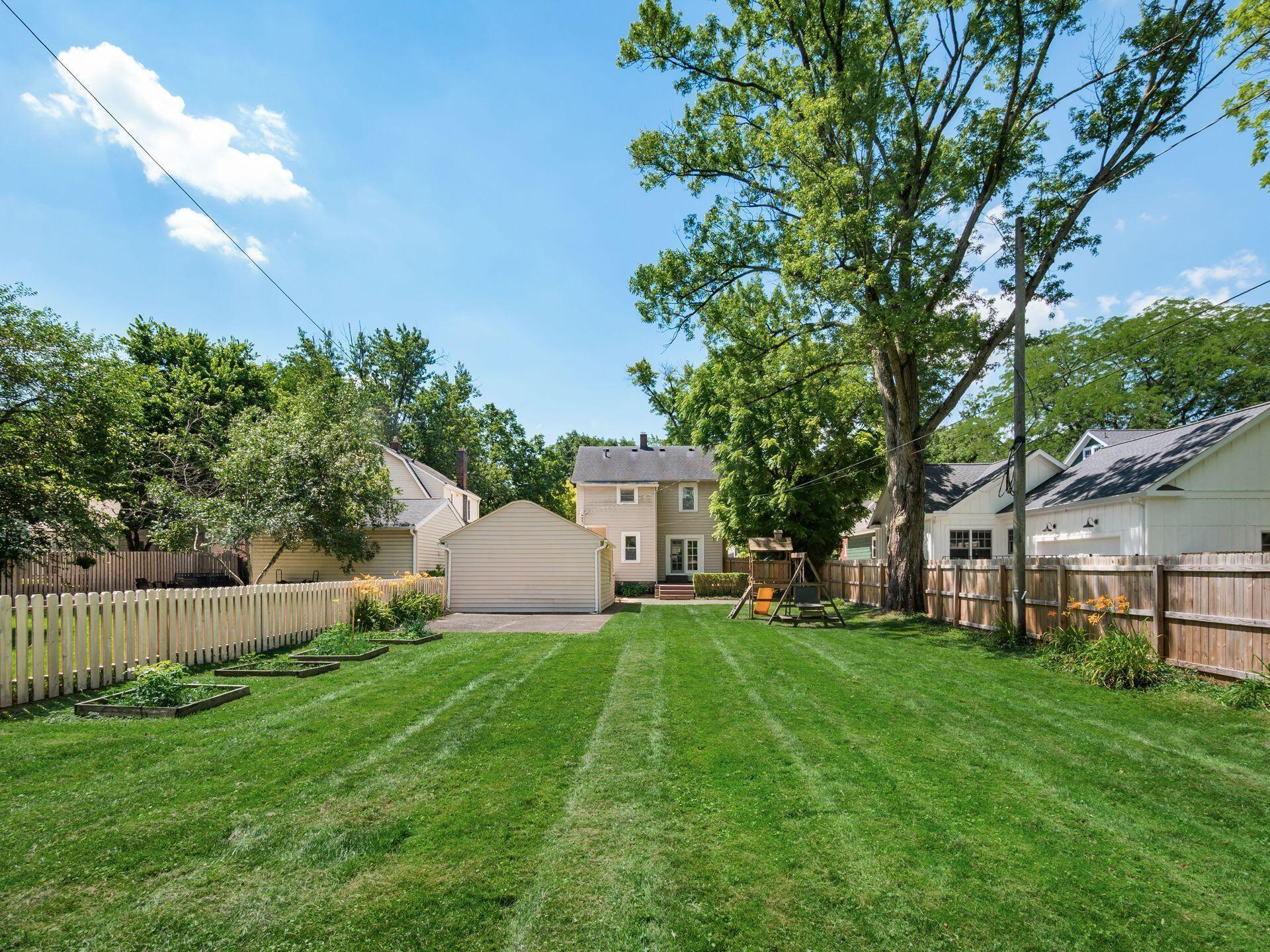 46 Garden Road Columbus, OH 43214 - Photo 29 of 36 029_ Rd Columbus OH 43214 USA