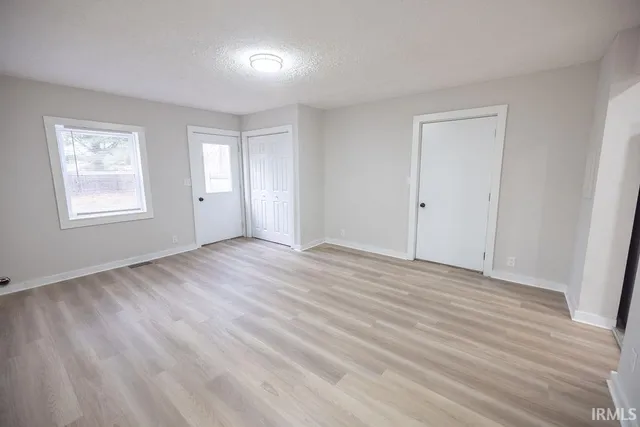 $189,900 | 330 East McKeever Street, Andrews, IN 46702