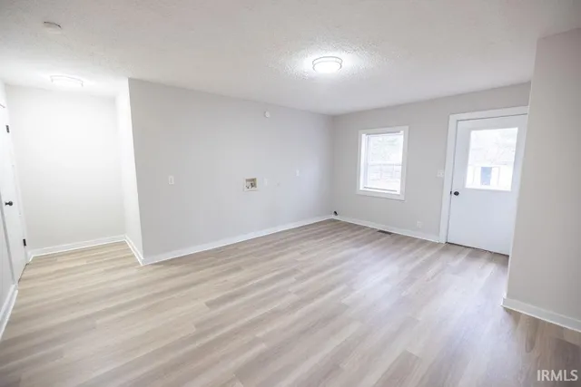 $189,900 | 330 East McKeever Street, Andrews, IN 46702