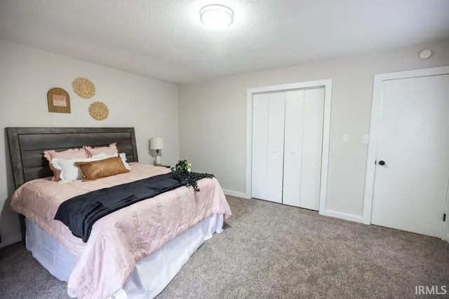 $189,900 | 330 East McKeever Street, Andrews, IN 46702