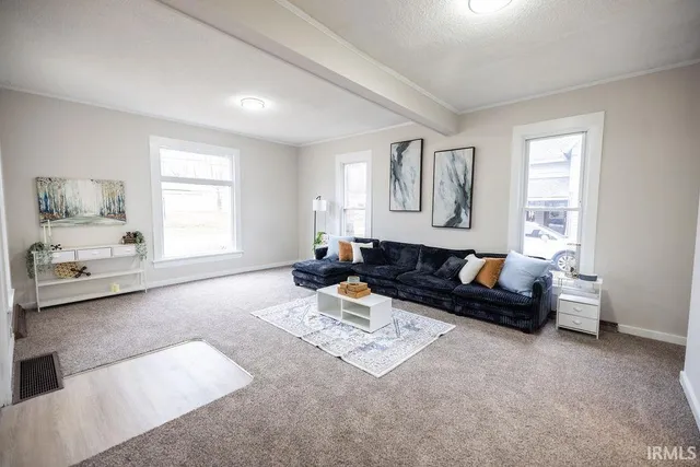 $189,900 | 330 East McKeever Street, Andrews, IN 46702