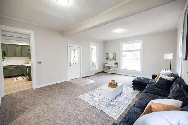 $189,900 | 330 East McKeever Street, Andrews, IN 46702