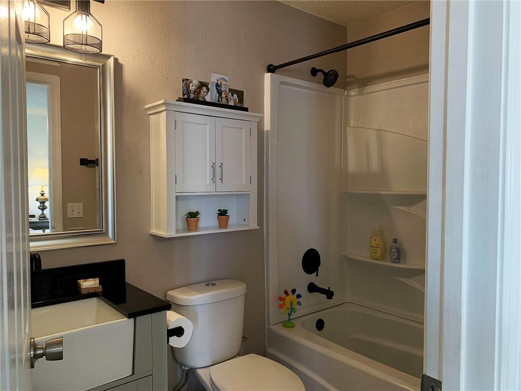 1010 Springwater Road Kokomo, IN 46902 - Photo 13 of 20 Gallery Image 13