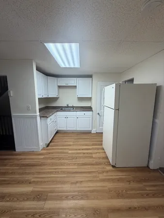 $3,595 | 14 Park Salem Ma, Unit B, Salem, MA 01970