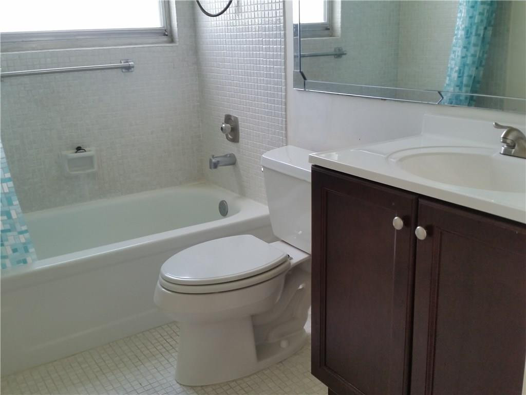 374 Mansfield I, Unit 374 Boca Raton, FL 33434 - Photo 12 of 25 Photo 12
