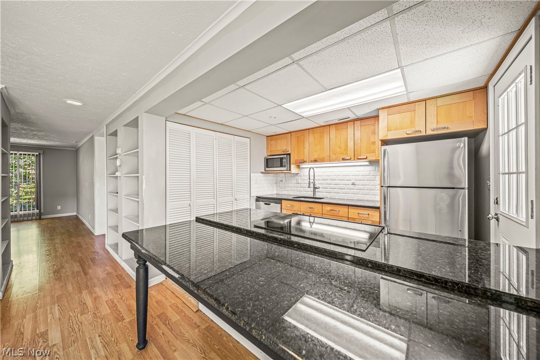 938 Som Center Road Cleveland, OH 44143 - Photo 4 of 35 Gallery Image 4
