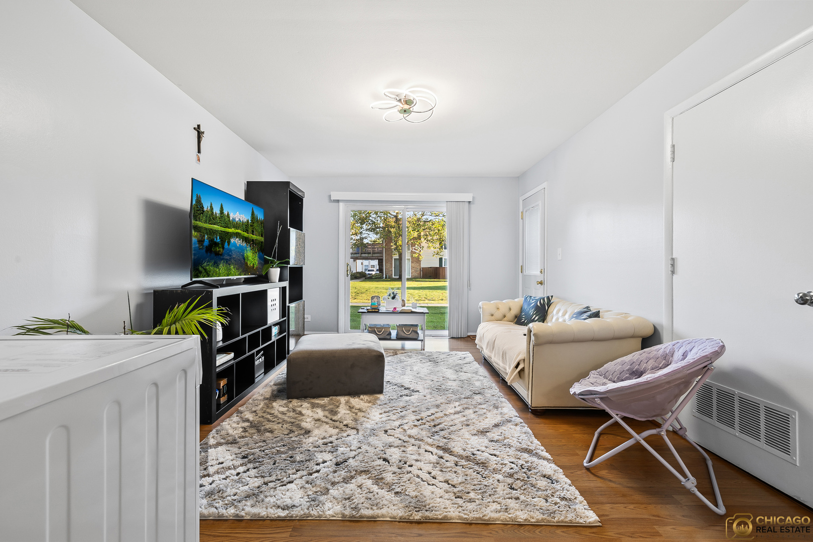 1977 Kenilworth Circle, Unit D Hoffman Estates, IL 60169 - Photo 2 of 29