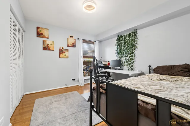 $212,500 | 1977 Kenilworth Circle, Unit D, Hoffman Estates, IL 60169