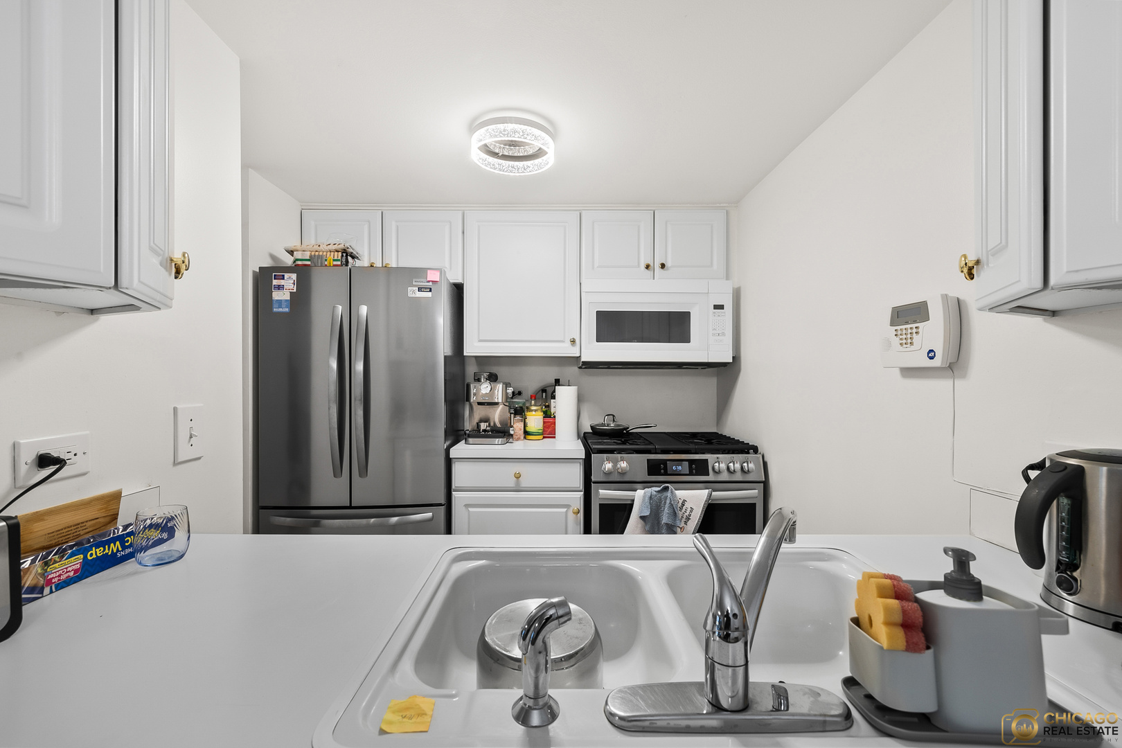 1977 Kenilworth Circle, Unit D Hoffman Estates, IL 60169 - Photo 10 of 29