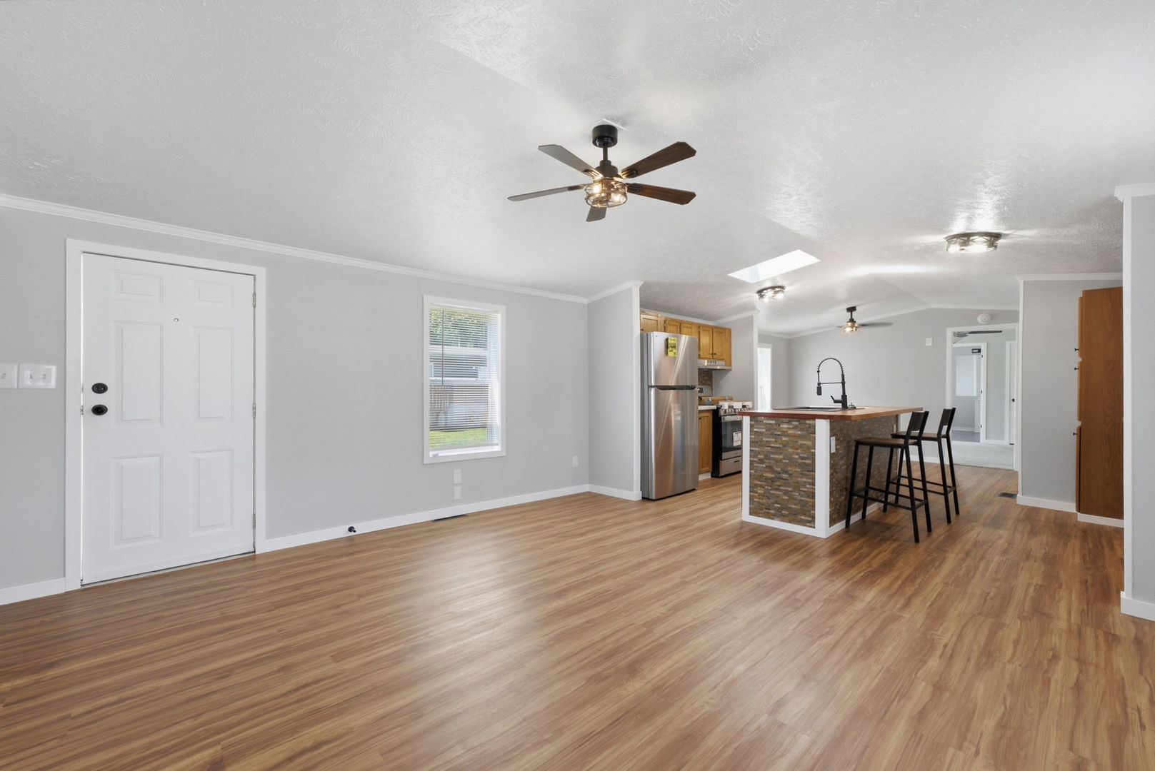 1710 West 4th Avenue Coal Valley, IL 61240 - Photo 6 of 22