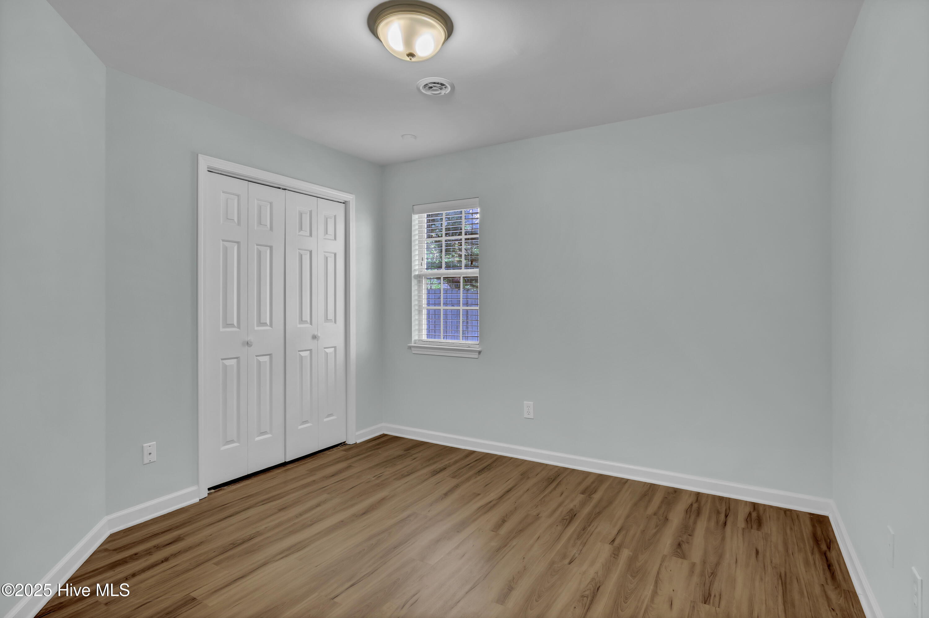 1111 Welborn Road Wilmington, NC 28409 - Photo 3 of 24 003_img_2284_386