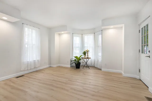 $229,900 | 361 Wabash Street, Milan, MI 48160